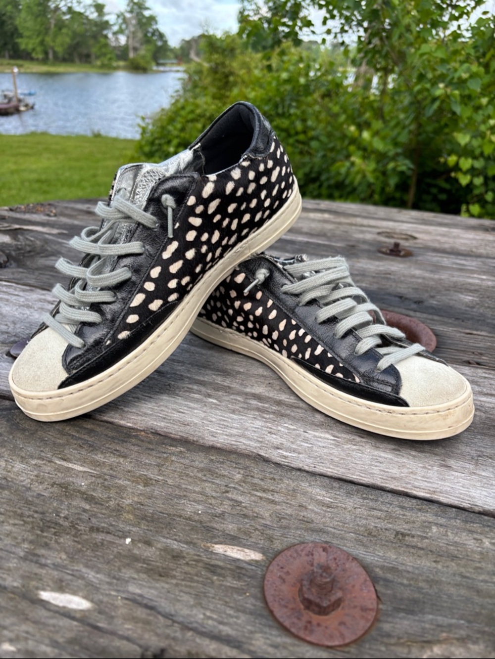 P448 Women’s Sz8.5/9 Unisex-John Sneakers Cowiena Calf Hair Black/Cream #318 - Picture 5 of 13